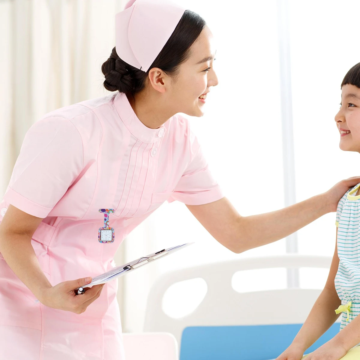 Durable Silicone Nurse Printed Medical Pocket Watch For Doctors Clear Number Square Hanging Watch Women Gift (Random Color)