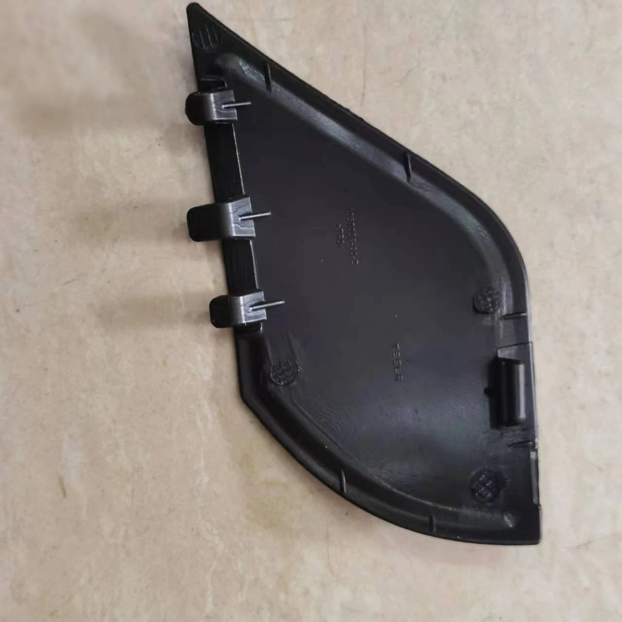 Tesla model s front black trailer cover 1057845-00-C 1057850-00-C