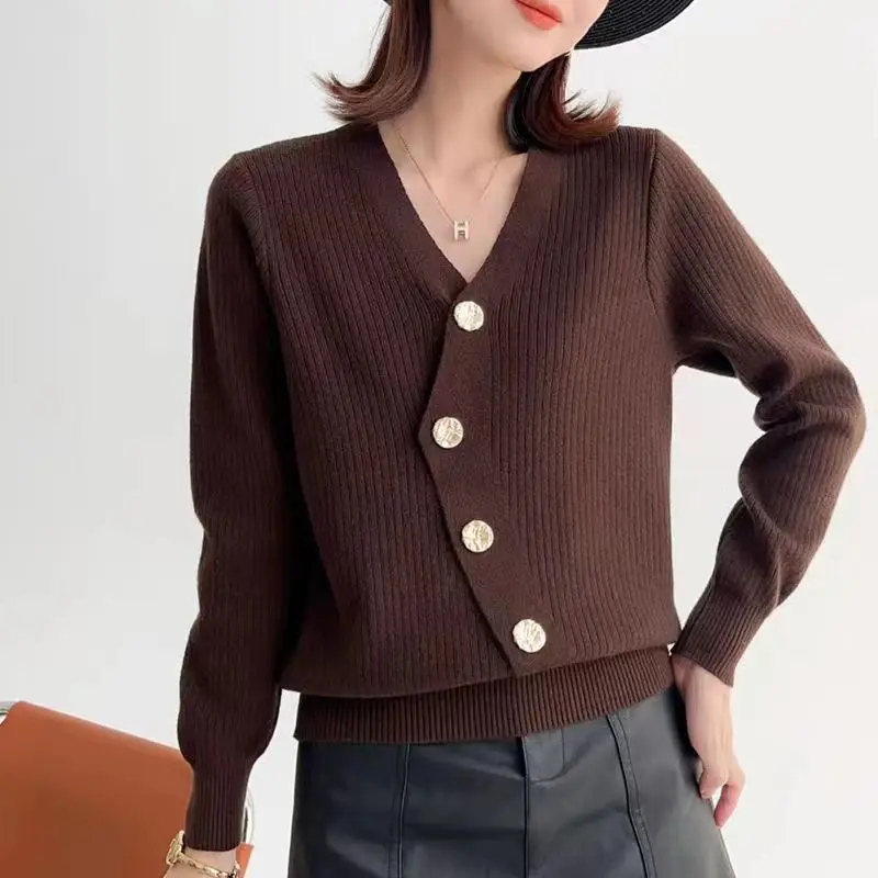 Korean 2024 Women\'s Spring Autumn New Sweater Patchwork Button V-neck Screw Thread Fashion Solid Casual Long Sleeved Knitted Top