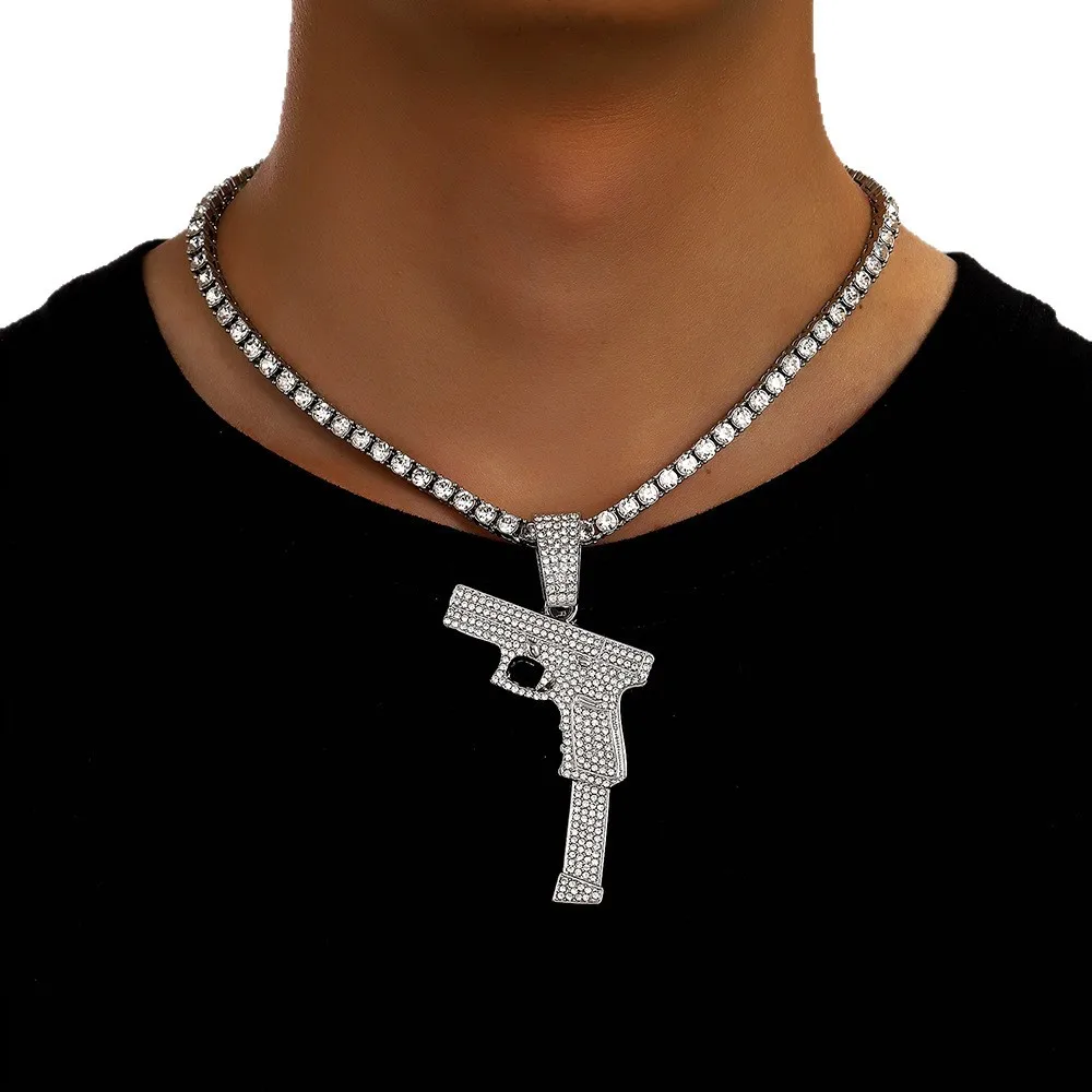 DIY accessories Men's submachine gun UZI pendant Middle East punk hip hop pendant full of diamonds cool jewelry