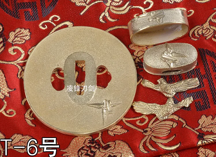 

Полный яркий латунный и винтажный медный набор аксессуаров Tsuka Tsuba Fushi Kashira Menuki для японского самурая Катана Меч