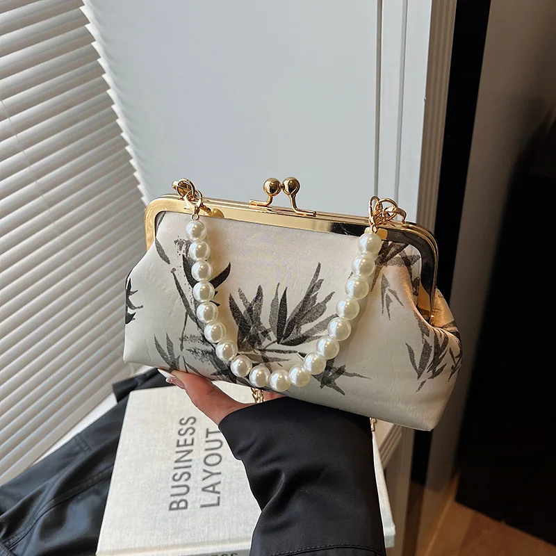 

Classic Ink Wash Bamboo Leaf Handbag Chinese Style Pearl Retro Bamboo Knot Diagonal Crossbody Bag Fashion Accessory