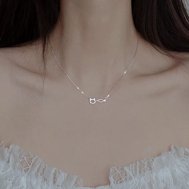 GANPUP Trendige Funkelnde Strass-V-förmige Anhängerkette für Damen, Modisches Neues Halsketten-Schmuckstück, Partygeschenk – Detail 9