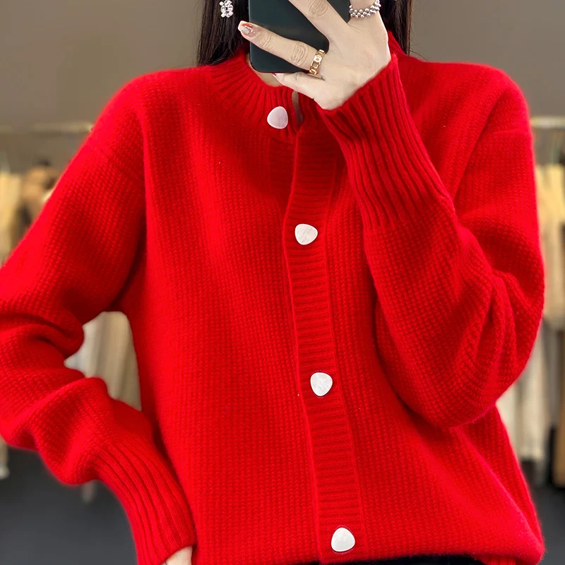 New autumn and winter sweater cardigan jacket women\'s fashion Joker wear solid color knitted tops tide.