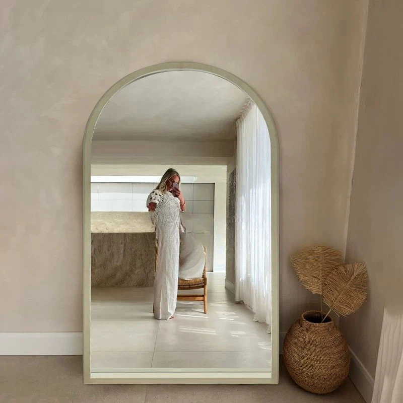 

European minimalist full-length mirror, French designer arched full-length mirror