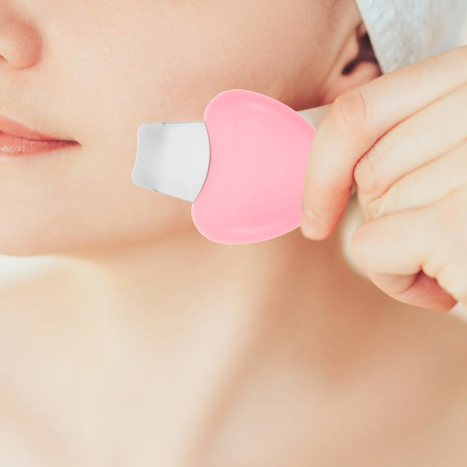 Skrobak do zaskórników, manualny czyścik porów, do twarzy, nosa, czoła, napinający skórę, narzędzie kosmetyczne, szpatułka do masek na twarz, plastikowy, dla estetyczek.