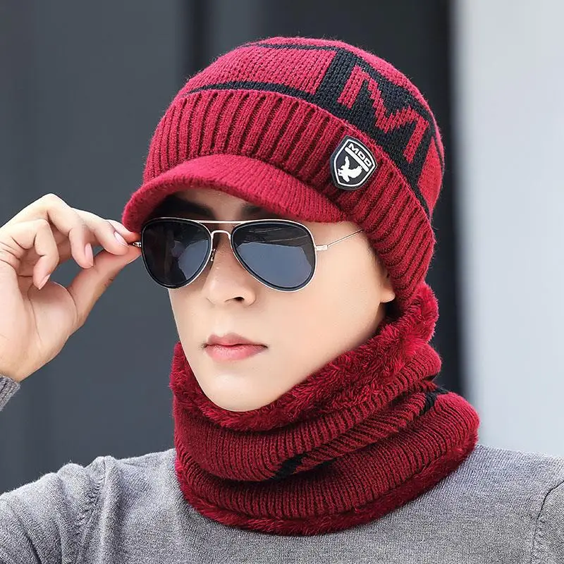 

Men's Winter Knitted Hat Fleece Lined Cycling Cap Warm Ear Protection Cold Resistant Neck Warmer Wide Brim Hat for Middle Age