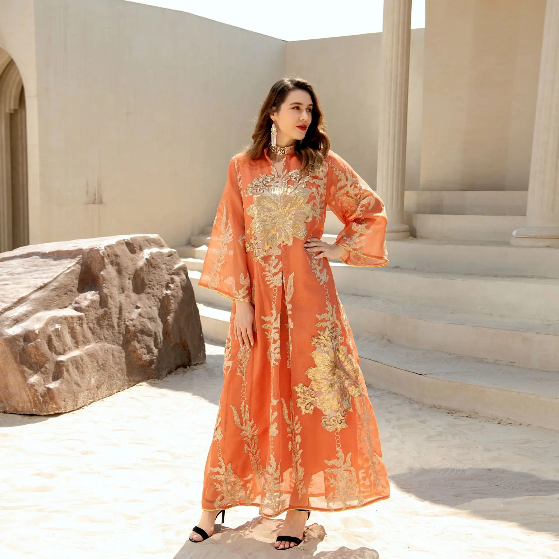 

2024 Muslim Women Long Sleeve Kaftan Arabic Sequins Embroidered Party Evening Long Abaya Muslim Fashion Dresses Abaya Dubai