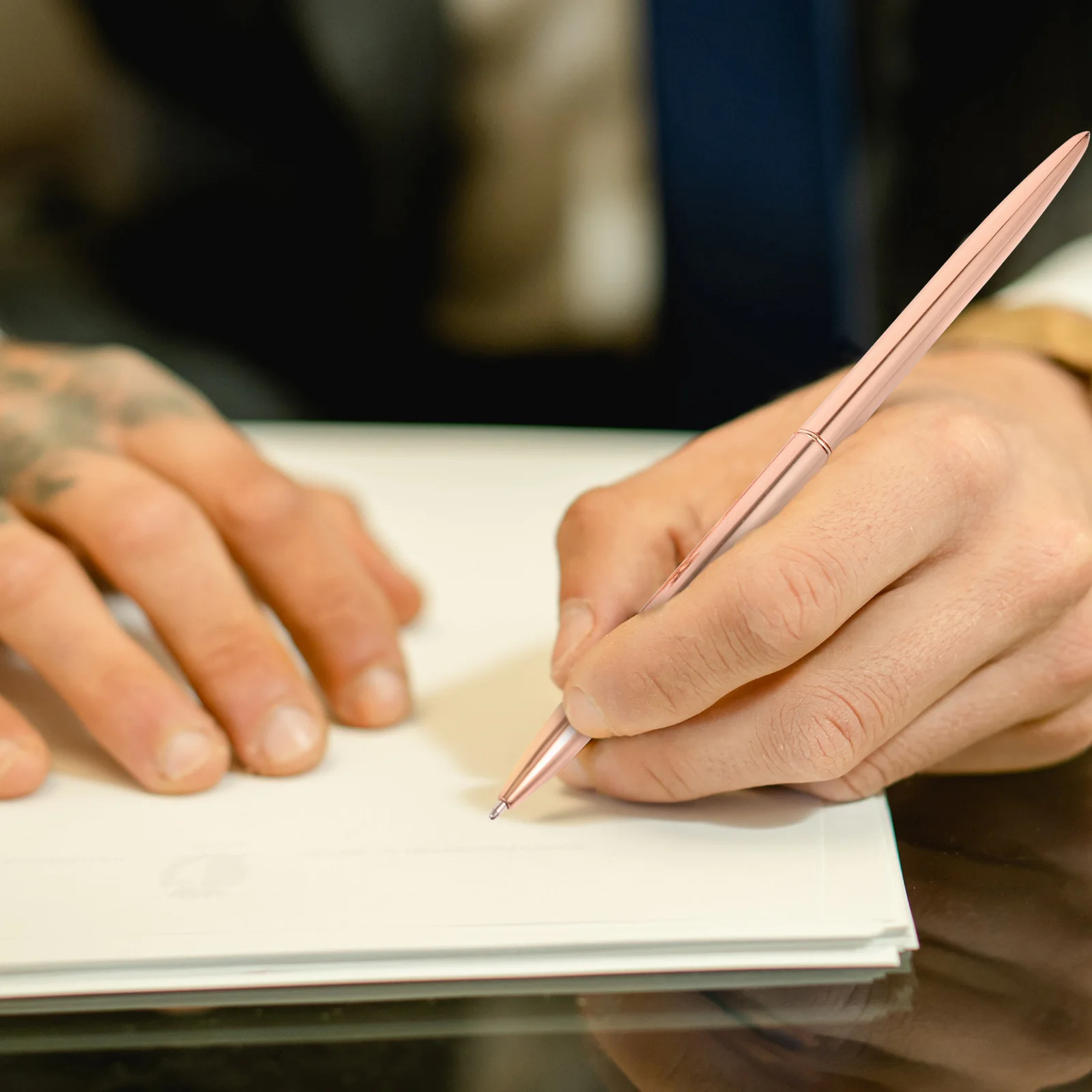 

2pcs Desktop Ballpoint Pens Premium Sign Pen Smooth Writing Comfortable Grip Vertical Stand For Office Bank Hotel Conference Use