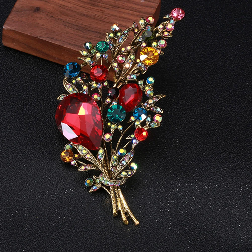 

1Pcs Retro Brooch Vintage Bouquet Shaped Rhinestone Inlaid Corsage Decorative Clothing Pin Fashion Brooch Elegant Ornament