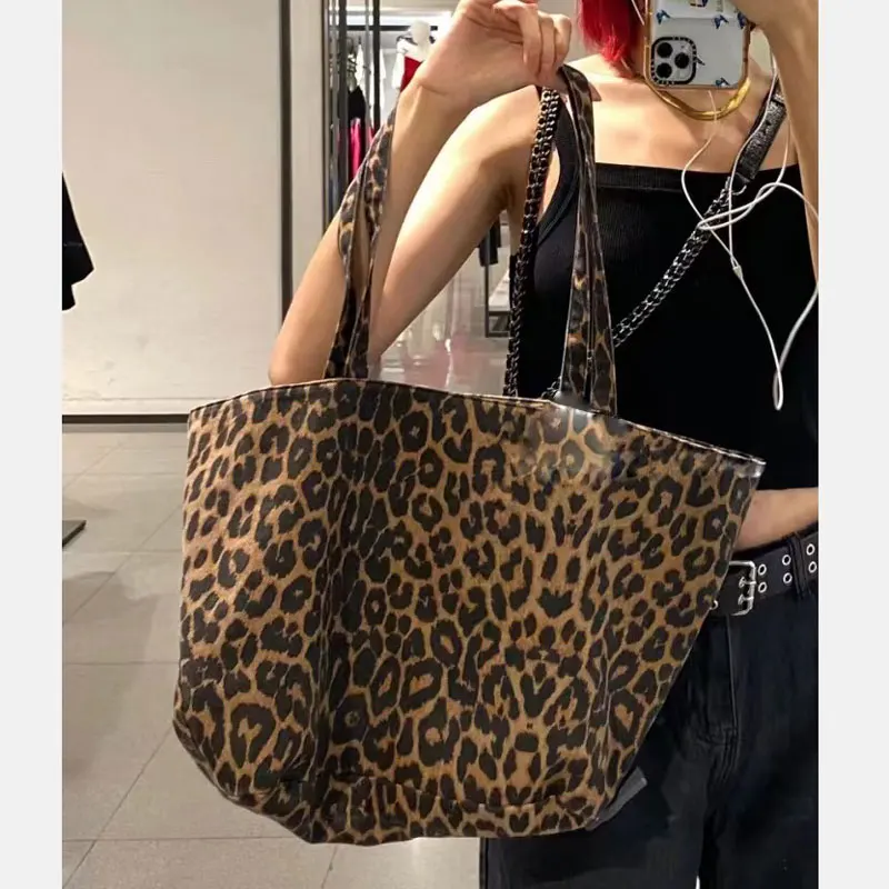 ‌ 2025 Nuova borsa tote con stampa leopardata per donna Borsa shopper spaziosa di grande capacità Borsa da lavoro con tracolla con manico superiore alla moda