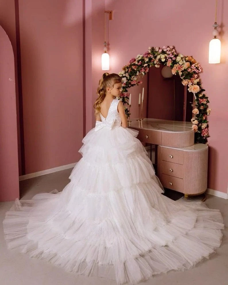 Flower Girl Dress Wedding Dress Girl Satin Tulle with Train Sparkle Kids Ivory Toddler Dress Princess Girls Party Ball Gown