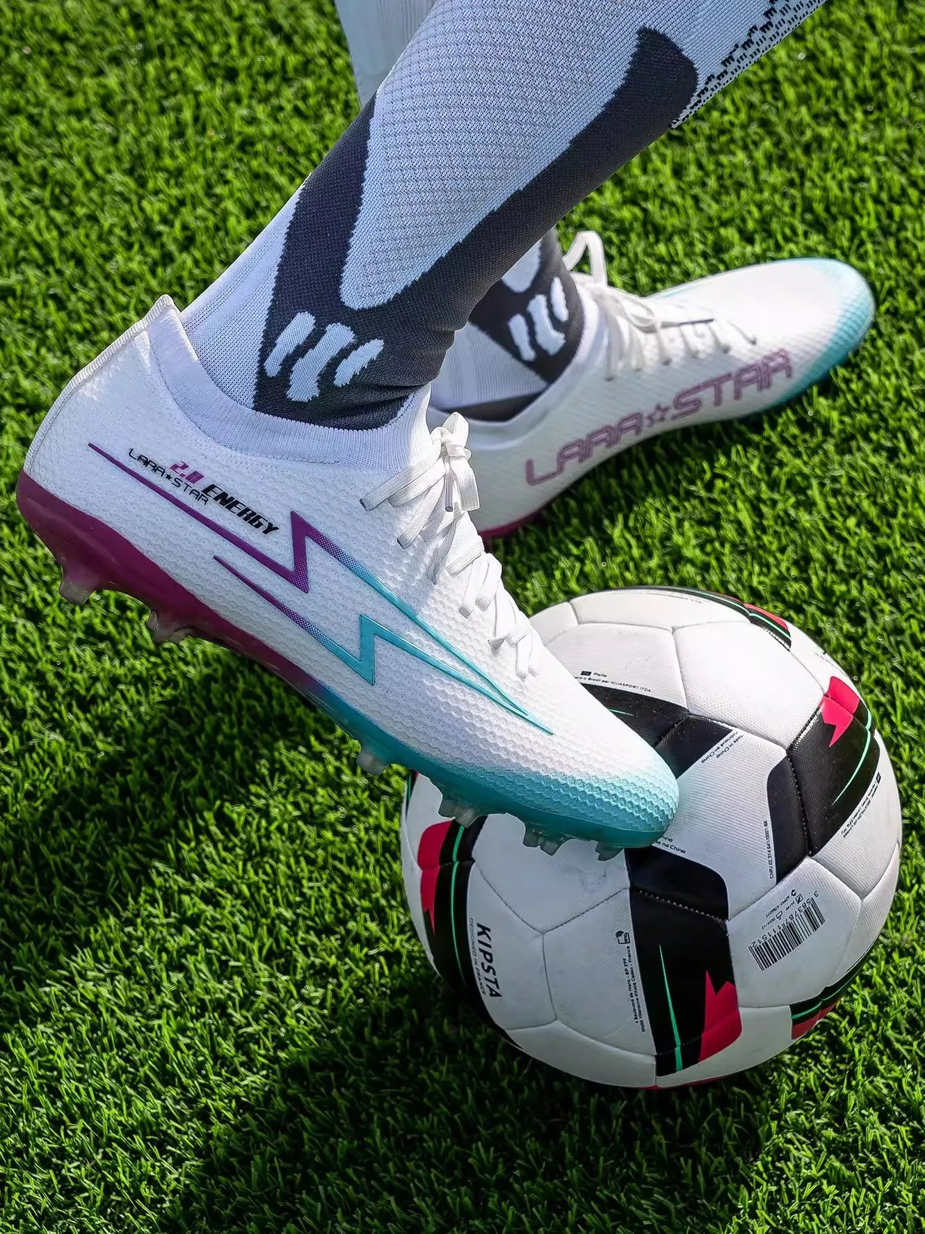 New hot summer soccer shoes long spikes short spikes children's sports shoes lawn running shoes spike shoes