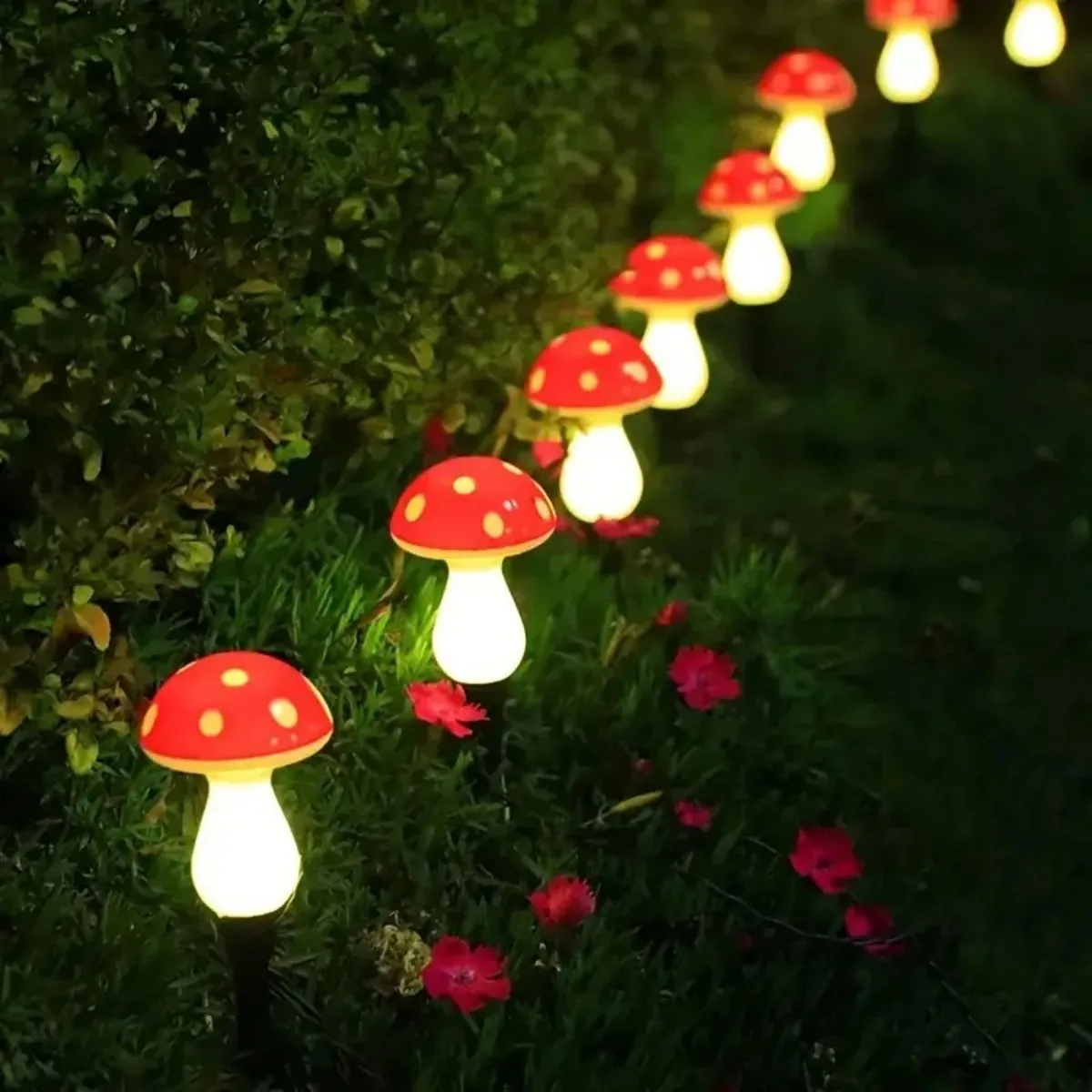 8pcs Solar Mushroom Lights for Garden Pathways Waterproof Outdoor Lawn Lights Christmas Decor Fairy-Themed String Lights 607