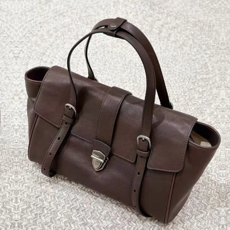 

Классические женские сумки: дизайнерская сумка-клатч класса люкс, новинка 2026 года, из искусственной кожи, с винтажным замком и пряжкой, средняя, на плечо/подмышку