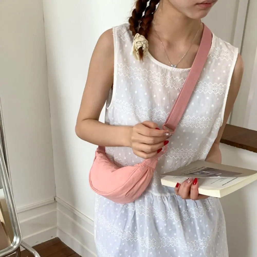Sweet Korean Style Nylon Crossbody Bag Lightweight Solid Color Mini Dumpling Bag Handbag Oxford Cloth Shoulder Bag Travel