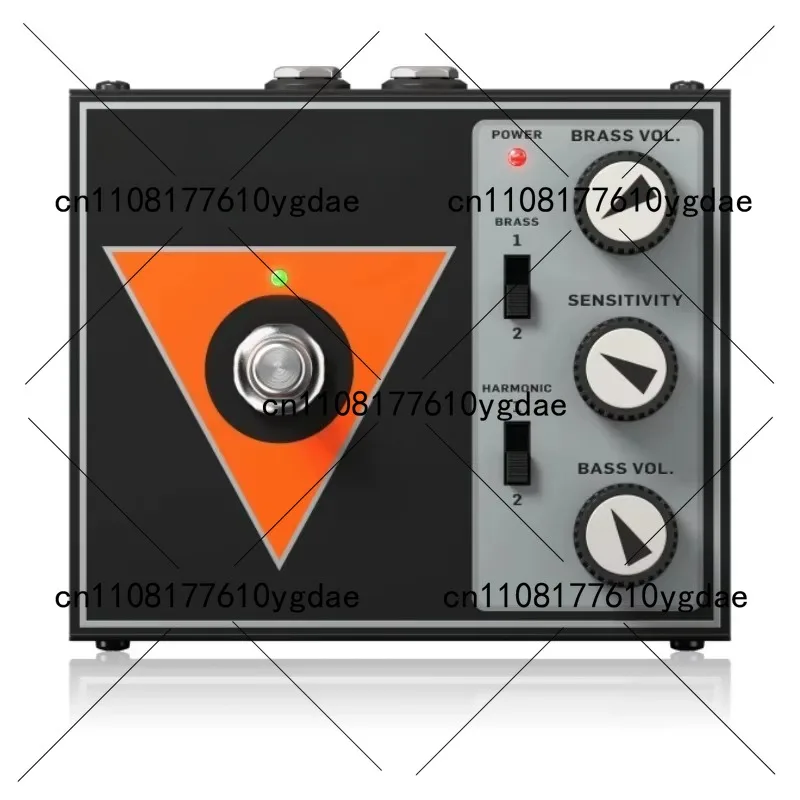 

BASS FUZZ Vintage 72' Octave Bass Fuzz with Built in Ring Modulator and Dry Signal Blend