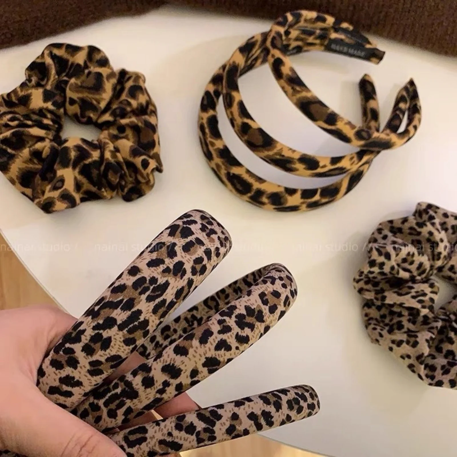 1PC Leopard Print Large Intestine Hair Ring New Sweet Cool Hottie Y2k Millennial Wind Marble Hair Jewelry Headwear view 2