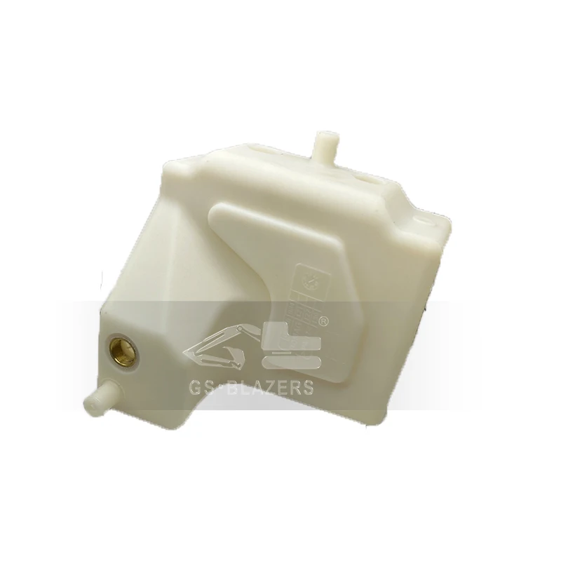 Tangki Ekspansi Pendingin Plastik Excavator Bomag Nomor Suku Cadang 06550084 58190395 06550121 Kompatibel dengan BW211D-40 BW21