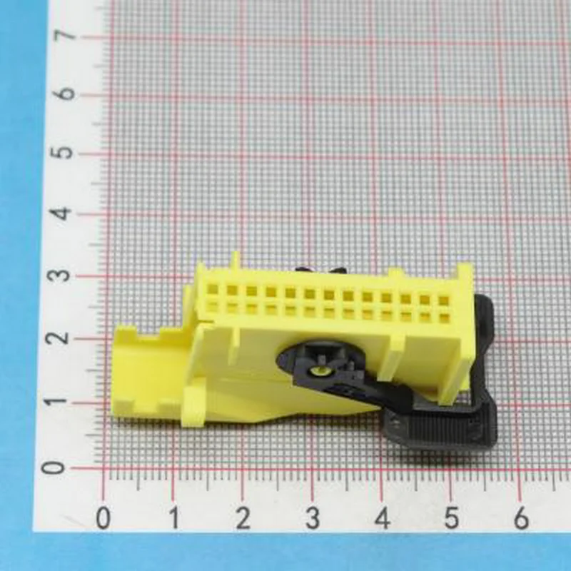 5PCS Original connector 144934-1 For Car Smart Electronic Devices Automobile 100% brand new yellow jacket