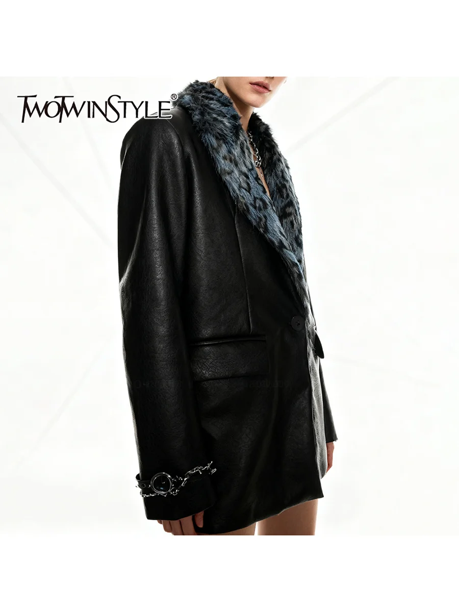 

TWOTWINSTYLE уличная одежда, популярные женские куртки для девочек, тонкое кожаное пальто с леопардовым мехом и воротником с лацканами и длинными рукавами, женская одежда