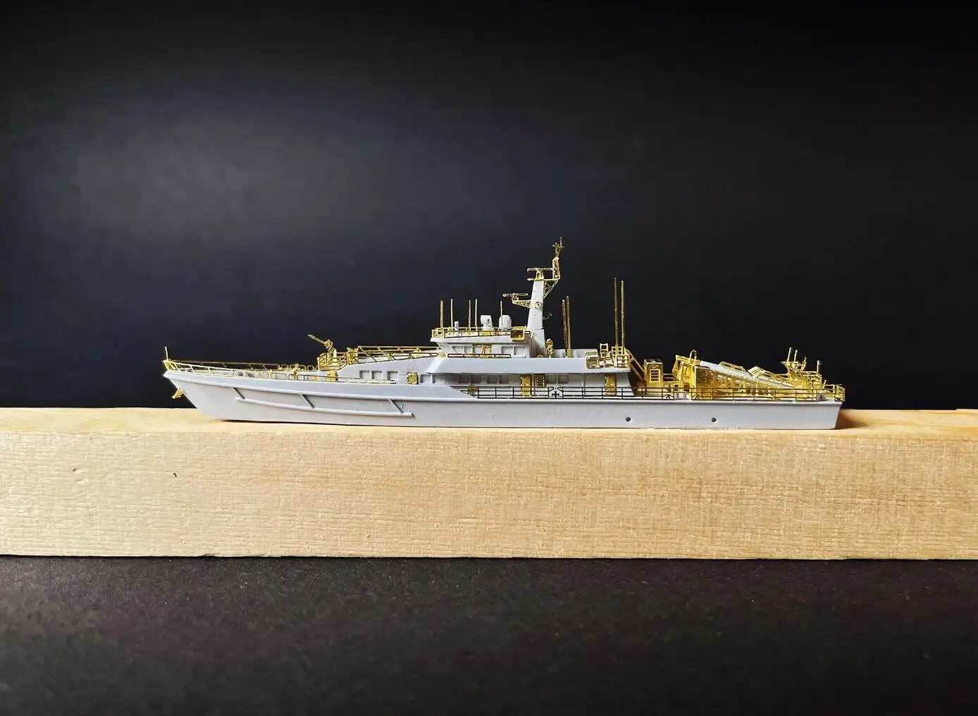 EVMODEL S073 1/700 HuLai Class 300tons Anti Smuggling Boat Model Kit