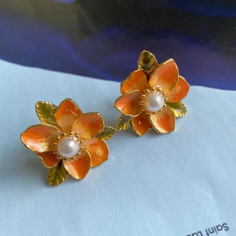 Fashion Jewelry Vintage enamel earrings, orange begonia and green leaves design, new trumpet creeper flower stud earrings