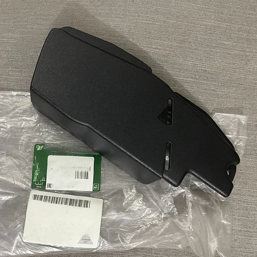 1Pc Second Seat Hinge Cover OE HXT500301PVJ For Land Rover Discovery 3 2005-2009/LR4 2010-2016 Car Inner Accessories
