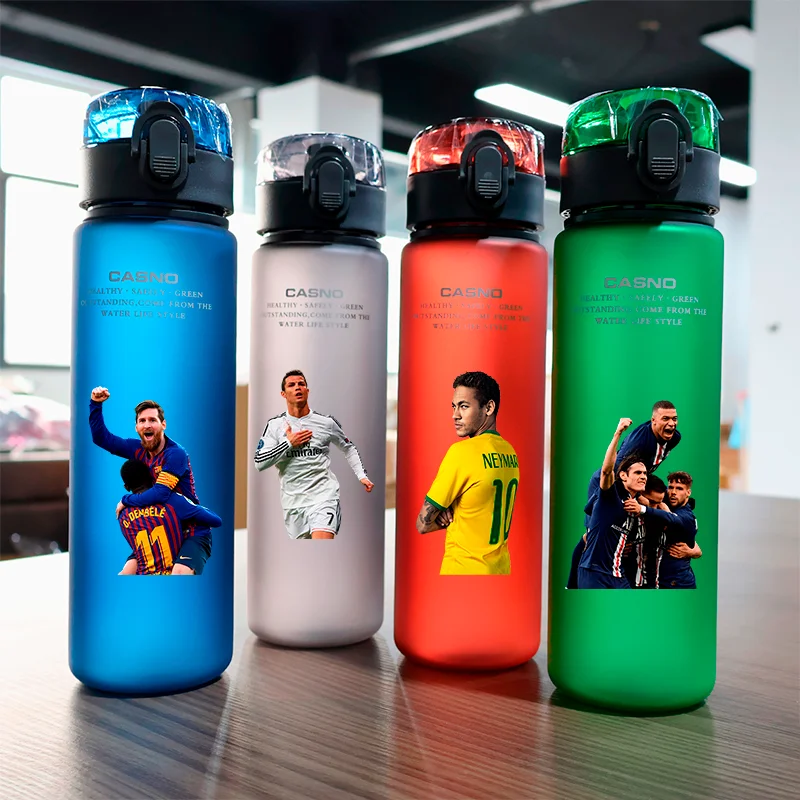 Football Star 560ML gran capacidad 4 colores taza de agua para niños portátil de plástico botella de agua para deportes al aire libre Messi Ronaldo