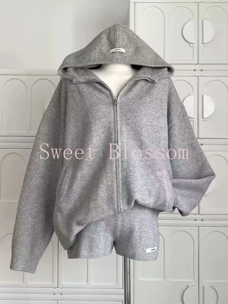 Set 2 Potong Rajutan Berkerudung Gaya Preppy Retro Amerika Kardigan Ritsleting Wanita + Celana Mini Setelan Gadis Populer Mode Rajutan Baru Musim Gugur