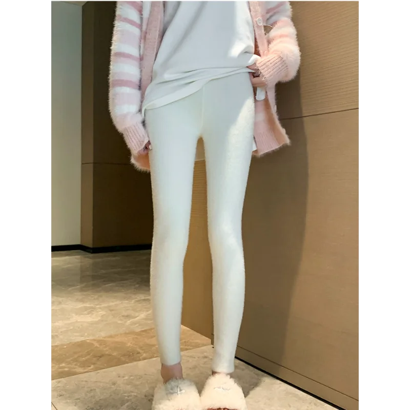 เลกกิ้งมิงค์หนาและอบอุ่นสําหรับผู้หญิงที่มีเอวสูงกระชับสัดส่วนเท้าลําลองยืดหยุ่นแน่น