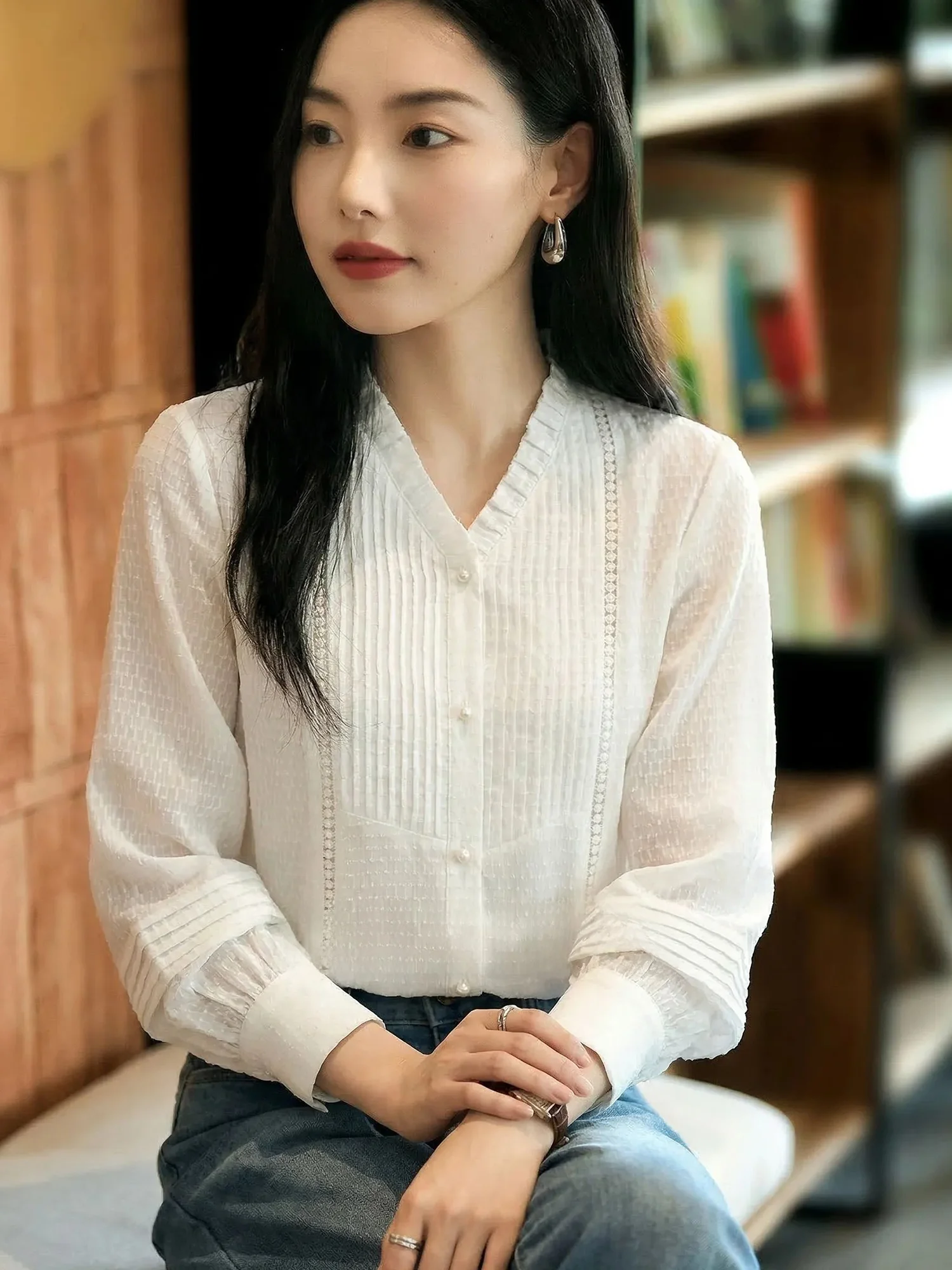 

Шелковая женская рубашка Chivirin с длинным рукавом и V-образным вырезом, летняя, для повседневной носки, простой белый свободный крой, деловой повседневный стиль