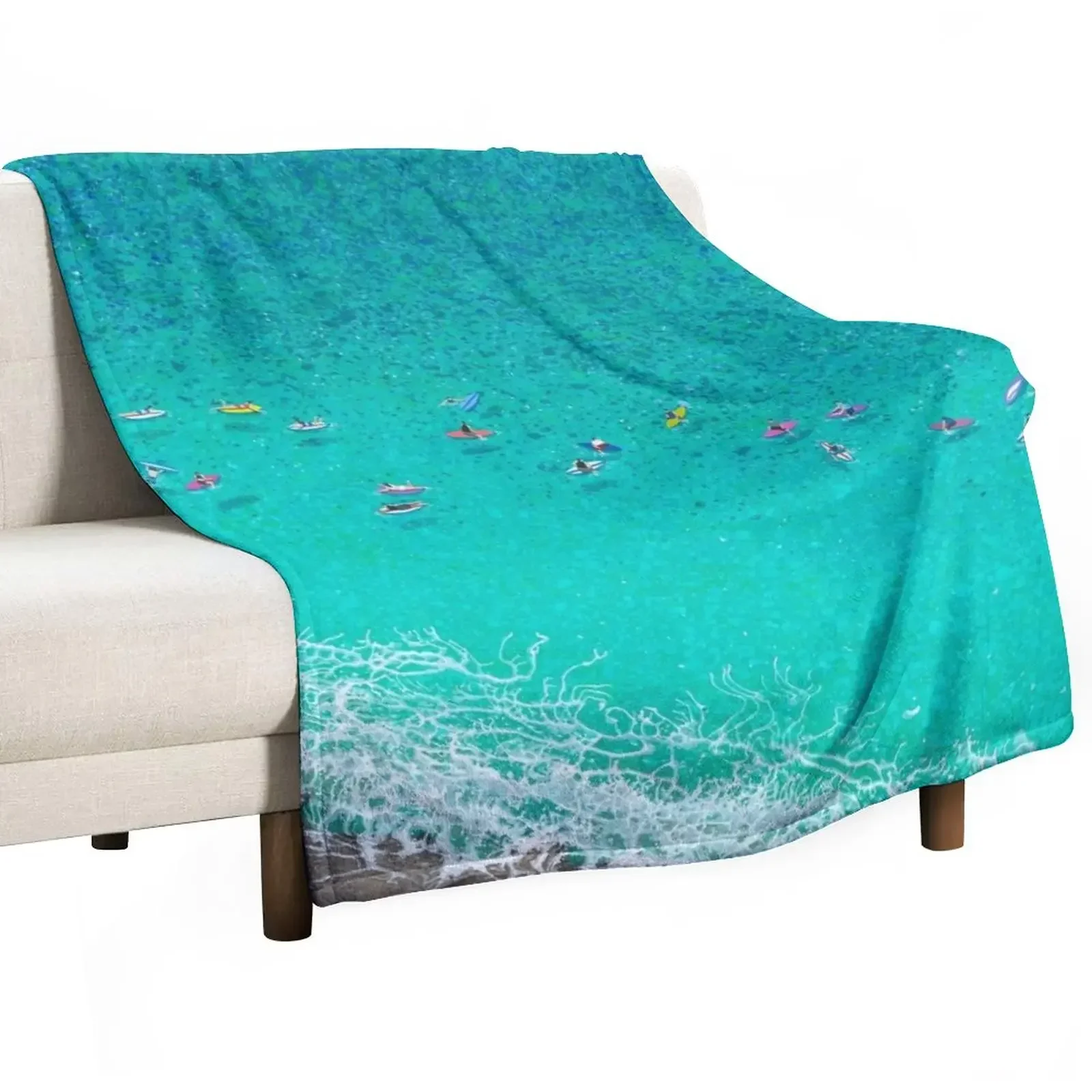 

Boardrider Bunch Throw Blanket Hairys Bed linens Blankets