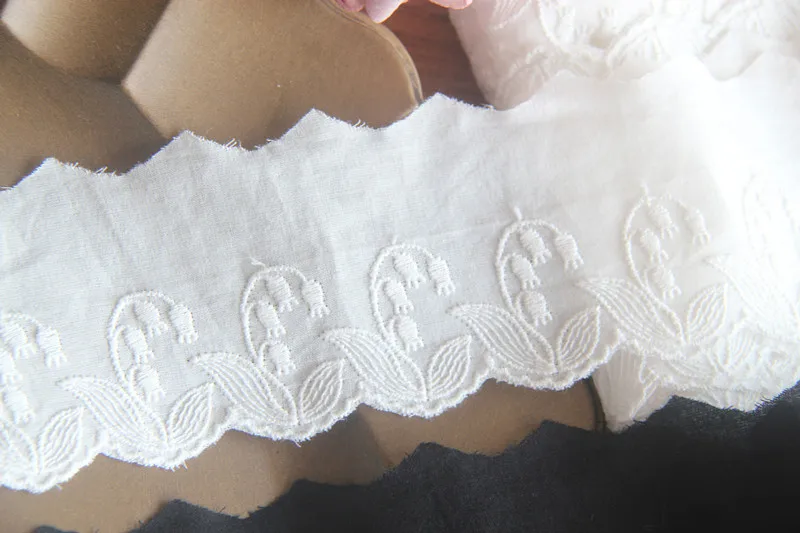 4yards /lot 6cm wide Off white/Beige/Black Cotton Cloth Lace Embroidered Fabric Trim Beautiful Flower Cloth SC450