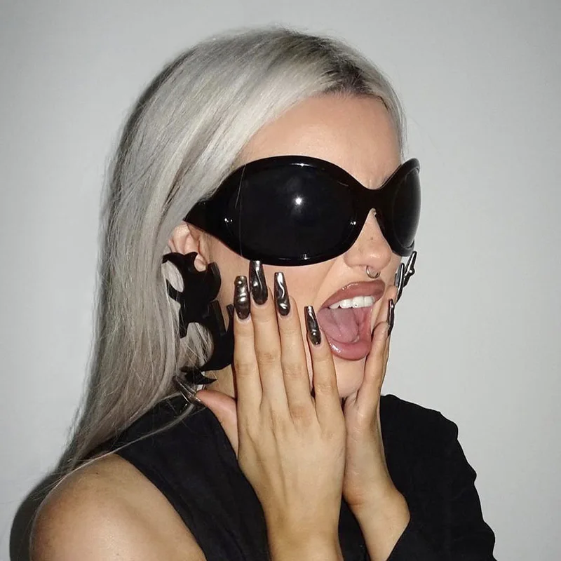 Übergroße Y2K-Sonnenbrille für Damen, trendig, großer Rahmen, Vintage-Sonnenbrille, modisch, futuristisch, Punk, Silbertöne, 2000er-Jahre – Detail 3