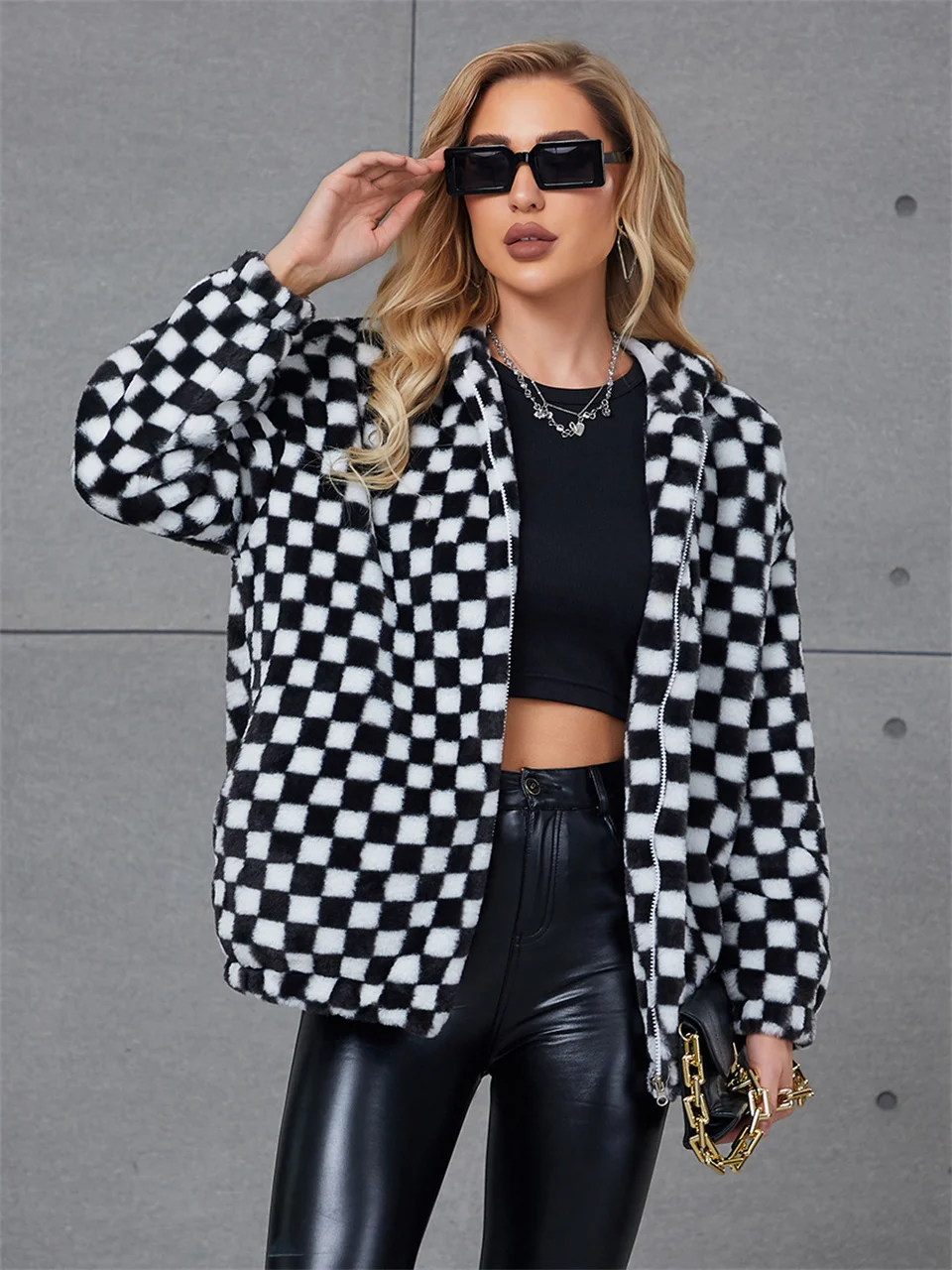 

Autumn Winter Plaid Faux Fur Coat Women Short Coat Hooded Jackets Female Furry Plush Jacket Women