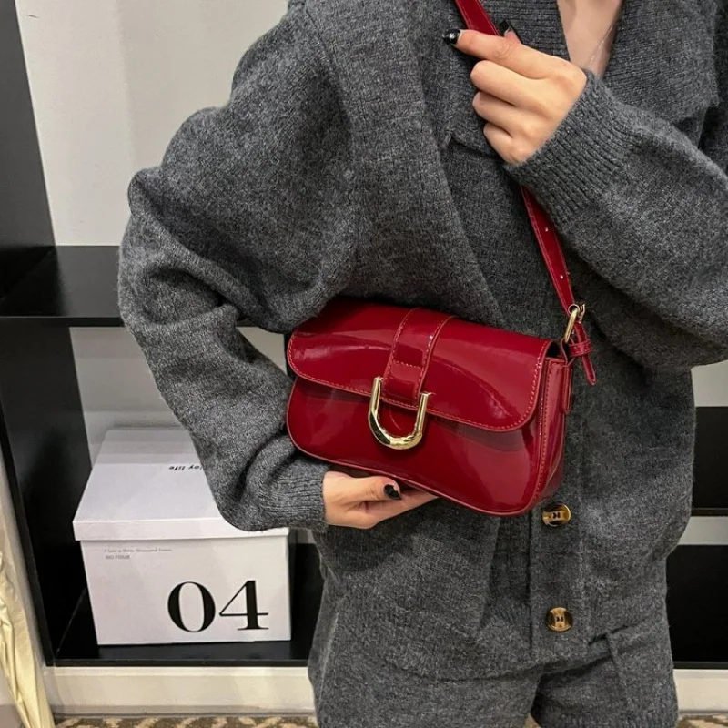 

Women's Messenger Bag Made Of Faux Leather Boasting Casual Liechtenstein High-End Spacious Soft Daily Look