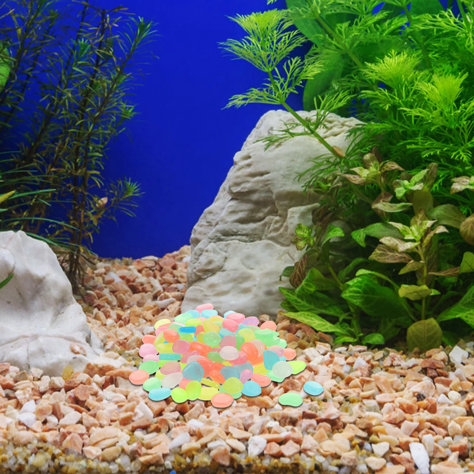 

500Pcs Glow in The Dark Pebbles Luminous Stones Aquarium Gravel Garden Lawn Walkway Fish Tank Decoration Glow Stones