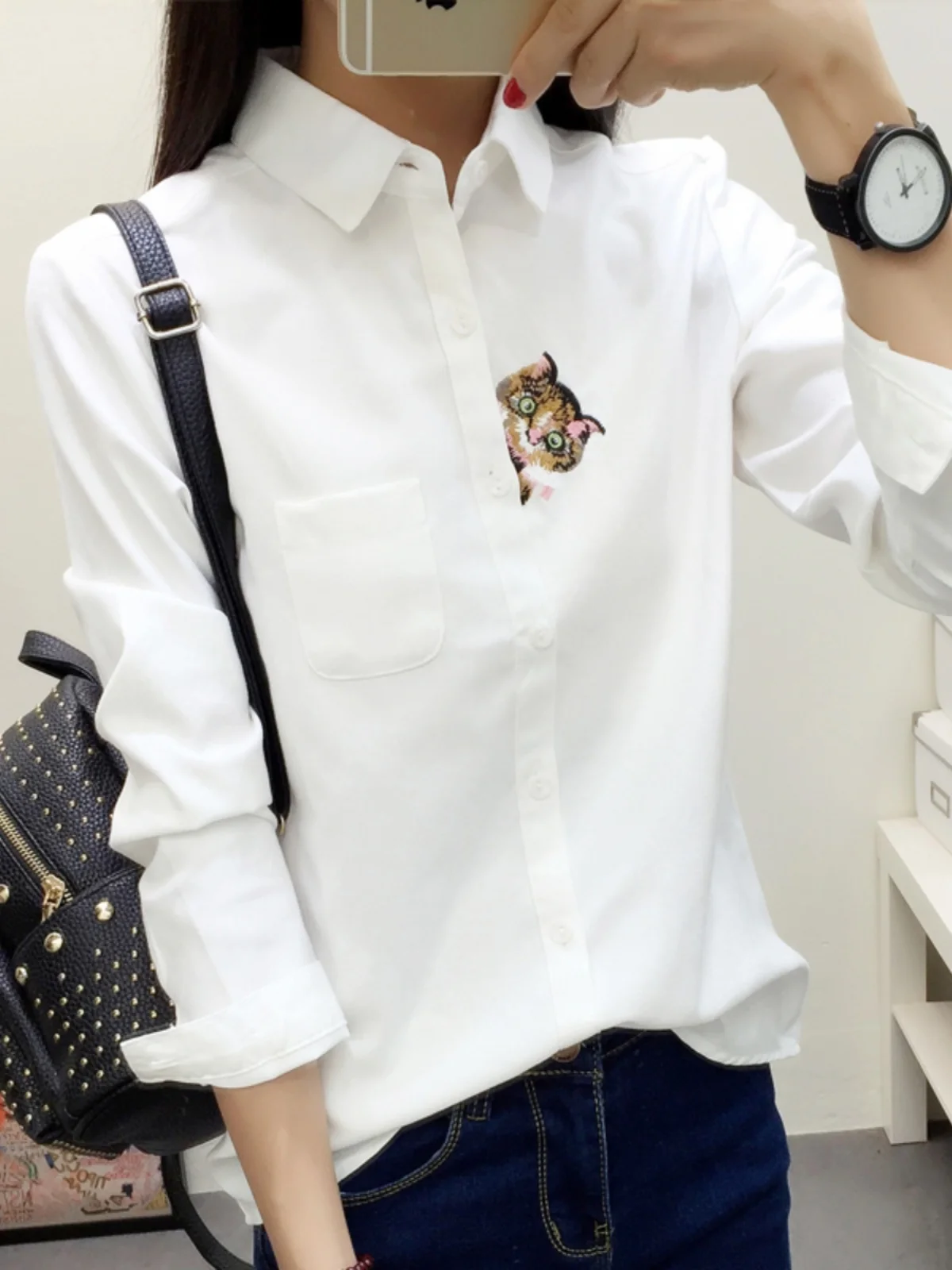 자수 장식 롱 슬리브 여성용 봄 2024 한국 스타일 예술적 베이스 레이어 화이트 셔츠 학생용 폴리에스터 원단