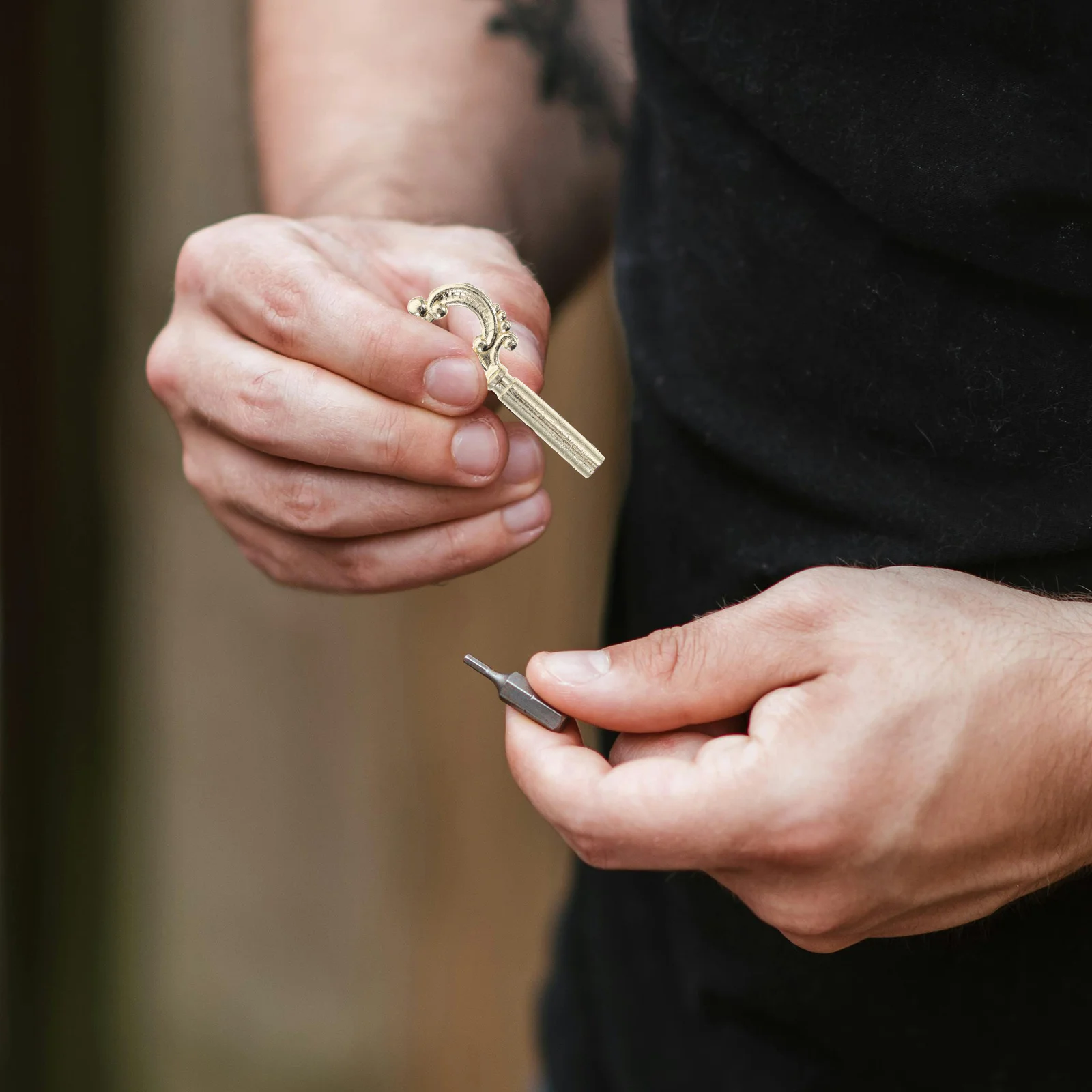 

2Pcs Universal Lamp Turn Knob Replacement Heavy Duty Zinc Alloy Switch Knob for Lighting Fixtures Easy Install Lamp Twist Switch