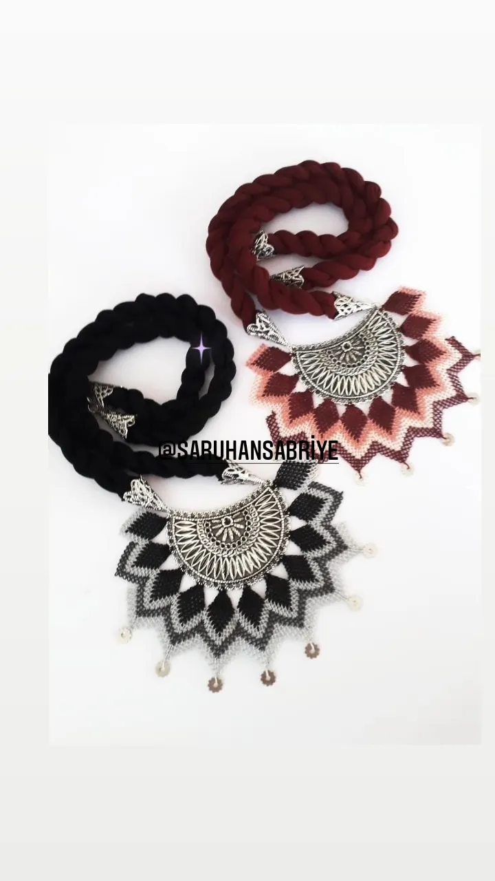 AUTHENTIC FULLY HAND MADE NECKLACE 2 PCS