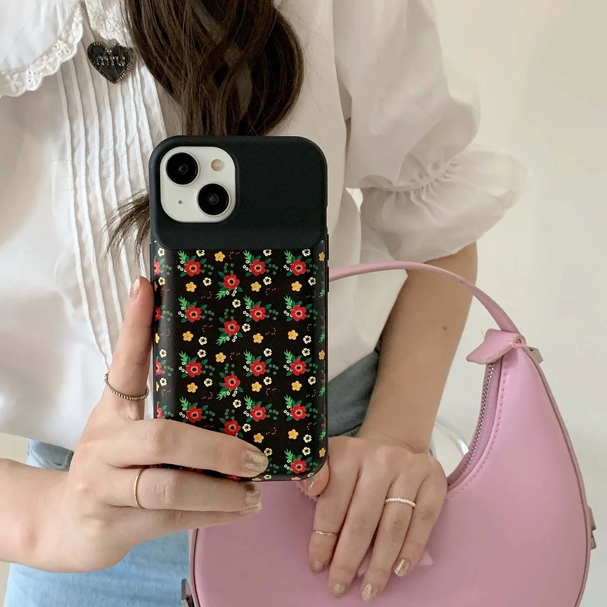 

Black Flower Soft Silicone Back Cover For iPhone 15 14 13 12 11 Pro Max Plus Shockproof Splicing Colour Air Cushion Phone Cases