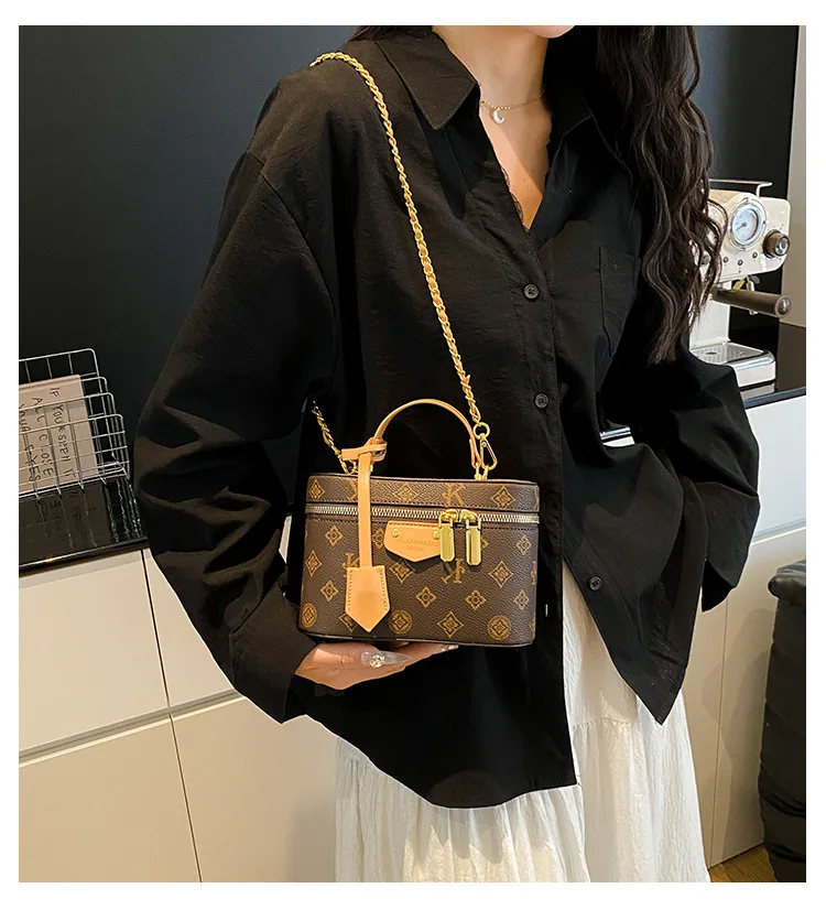 

2025 S/S Women's Chain Strap Crossbody Bag, Vintage Quilted Shoulder Purse, Genuine Leather Multi-way Tote for Casual Dating