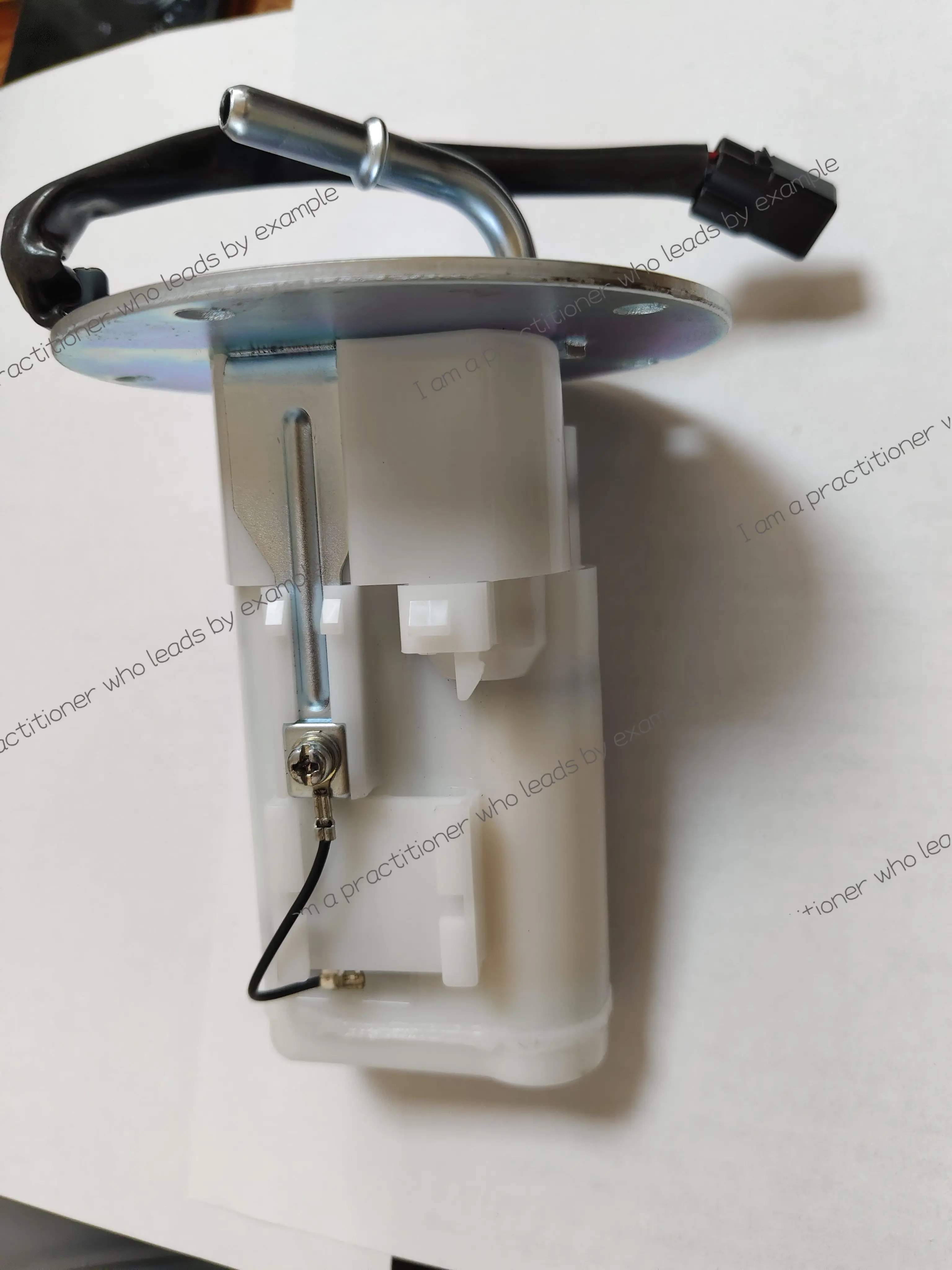 Suitable for Kawasaki Ninja Z250 Z300 Z400 Ninja650 ER6N/F ZX-4R fuel pump