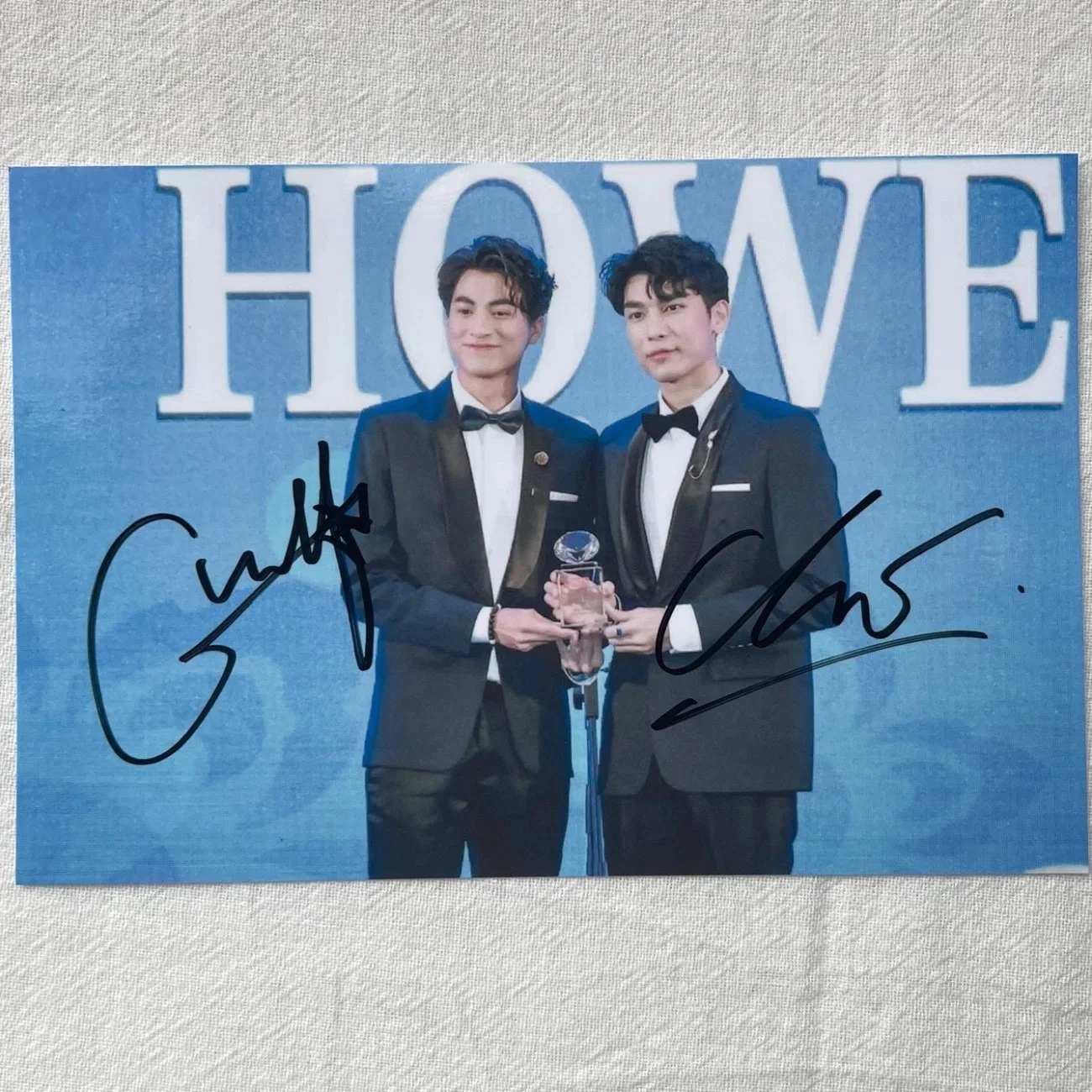 โปสเตอร์ Mewgulf ลายเซ็น รูปภาพ ละครทีวีไทย สดด้วยความรัก ละครกฎหมายเมอร์ฟี่ ภาพนิ่ง โปสเตอร์ส่งเสริมการขาย ภาพลายเซ็น