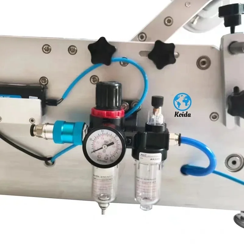 

Small Desktop Semi-Automatic Round Bottle Labeling Machine Self-Adhesive with PLC Components for Paper Packaging