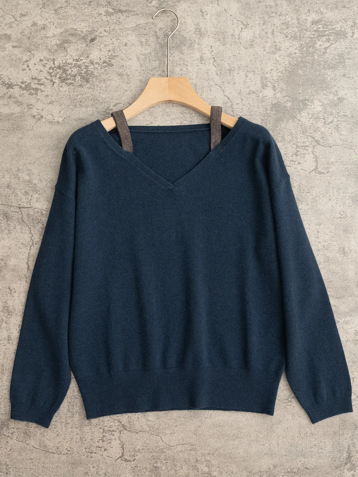 

New High Quality Suspender V-Neck Sweater For Autumn And Winter, Cashmere And Wool Blended Yarn For Women
