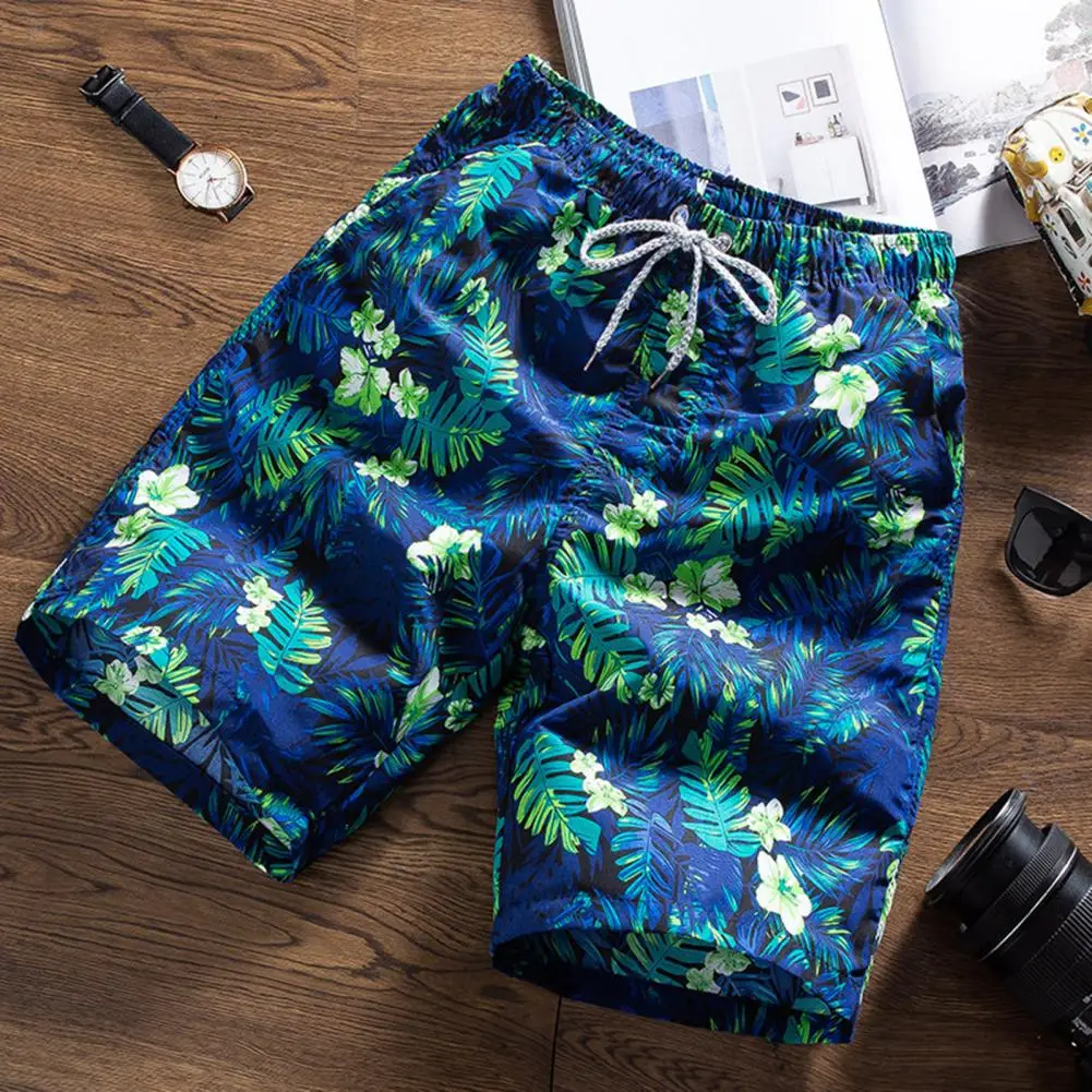 Casual Print Design Shorts Colorful Geometric Print Men's Beach Shorts with Adjustable Elastic Waist for Quick Drying