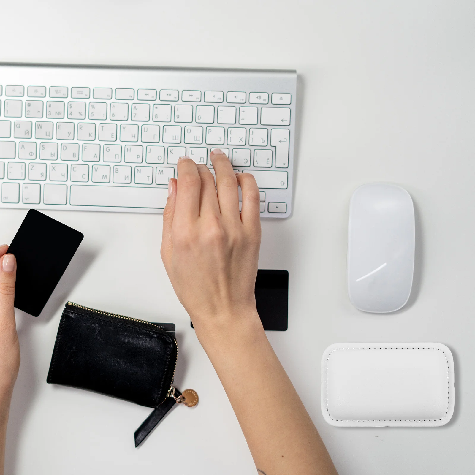 

Anti-Fatigue Keyboard Elbow Pad with Mouse Wrist Support Non-Slip Base for Long Hours Typing and Gaming Comfort