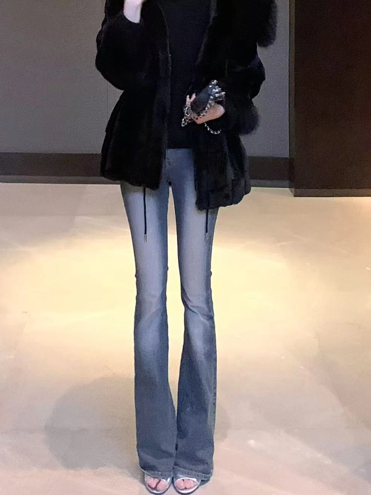 

Женские джинсы-колокольчики Amor в стиле ретро, утягивающие длинные брюки для бедер, джинсовые брюки AllSeasons с высокой талией